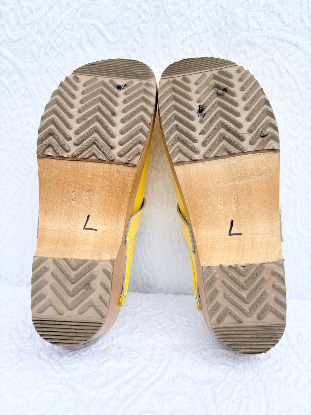 BJORK Swedish Comfort Maja Leather & Wood Heel Open Back Clog | Mustard | EU 39 - Picture 9 of 11